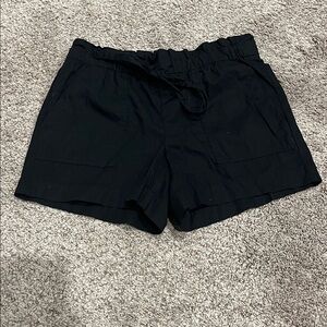 Loft black cargo shorts, front/back pocket, elastic adjustable waist - size XS